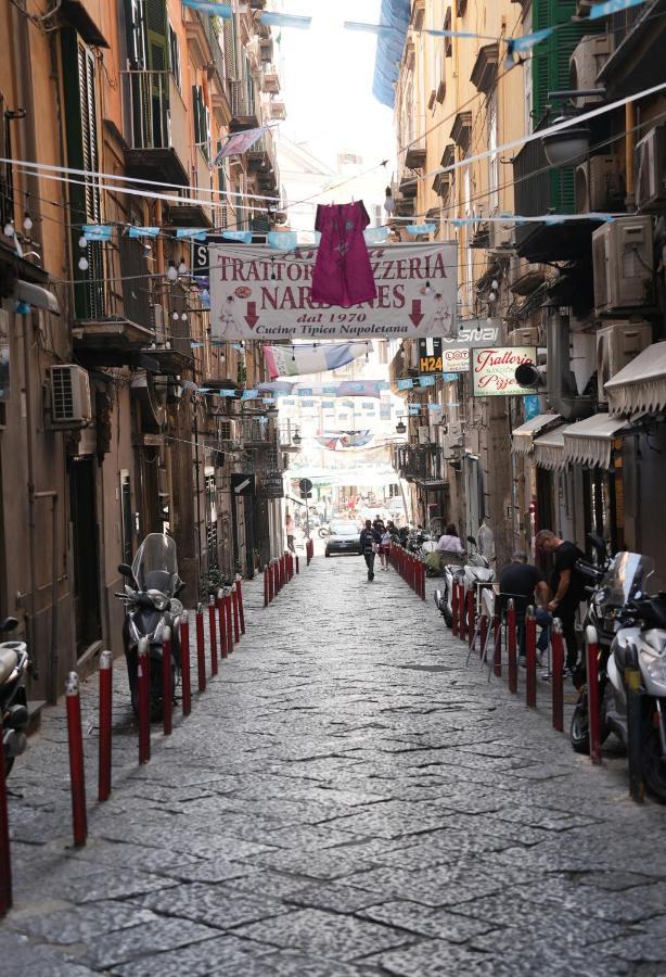Il Salotto Di Chiaia Hotel Napoli Bagian luar foto