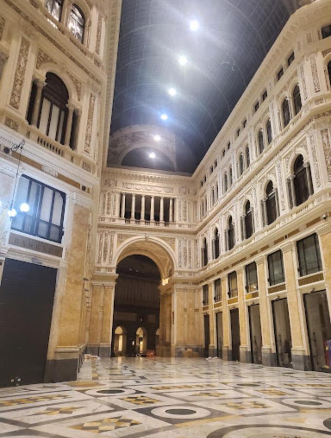 Il Salotto Di Chiaia Hotel Napoli Bagian luar foto