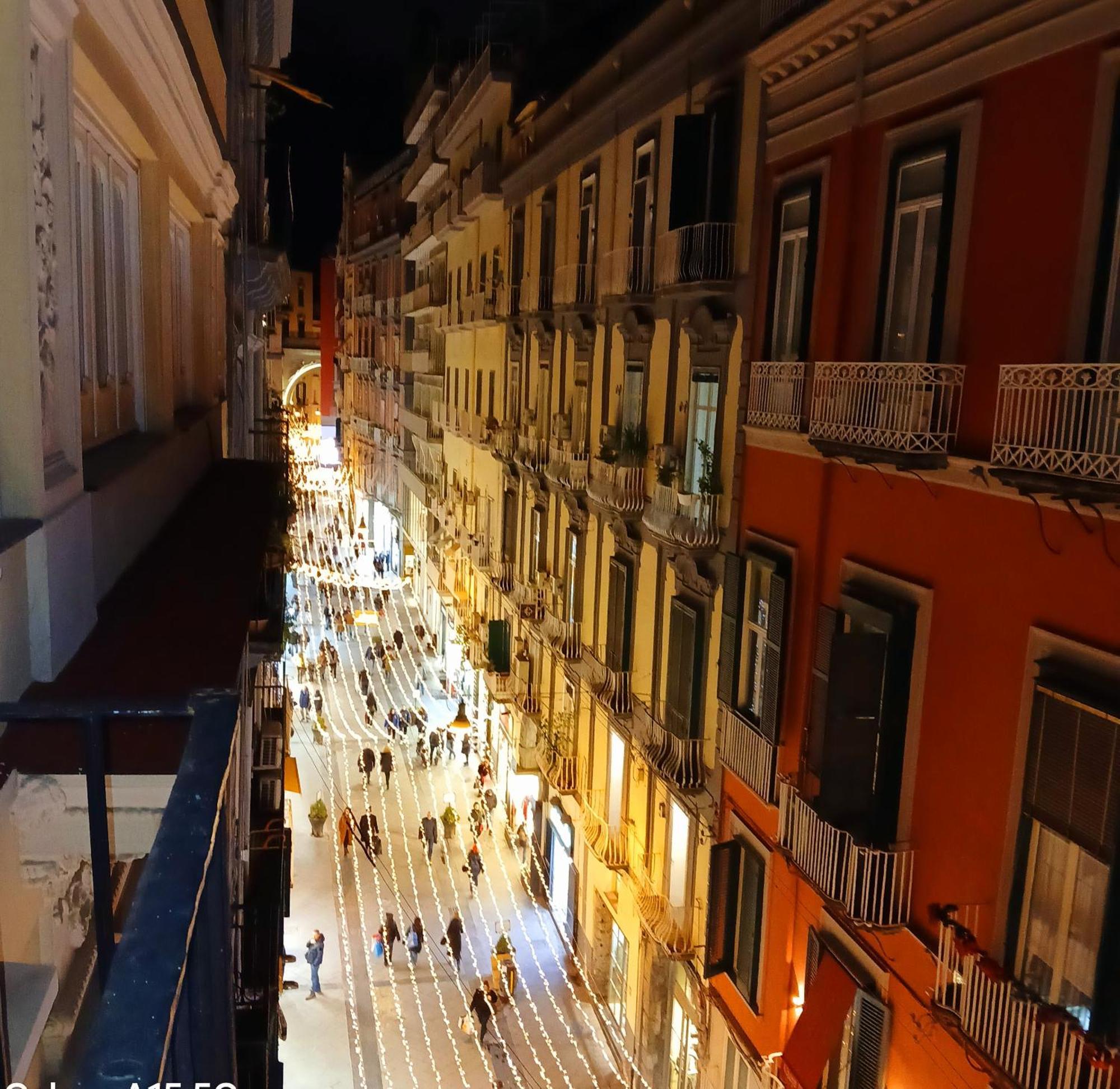 Il Salotto Di Chiaia Hotel Napoli Bagian luar foto